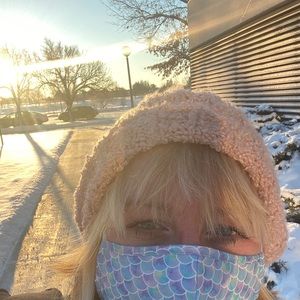 Meet your Posher, Anna